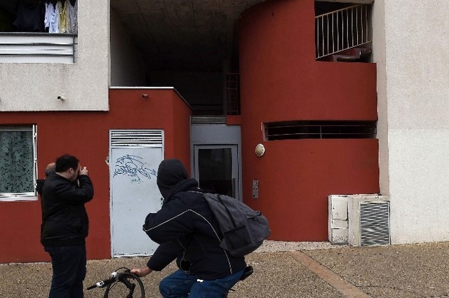 Fransa'da Terör Operasyonu: İntihar Bombacıları Yakalandı