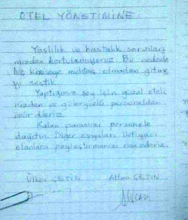 İntihar Eden Yaşlı Çift, Sevdikleri Şarkıyı Son Kez Dinledi