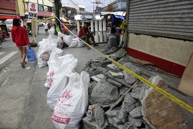 Filipinler'de 6.5 Büyüklüğünde Deprem: 15 Kişi Hayatını Kaybetti