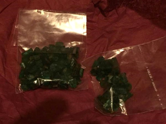 Hakkari'de 5 Kişi, 474 Gram Zümrüt Taşı ile Yakalandı