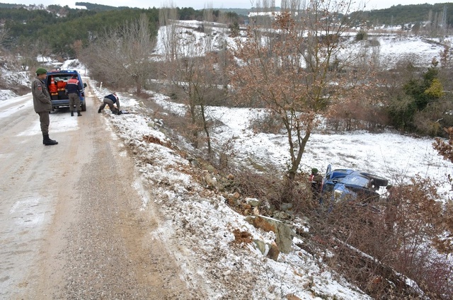 Fabrikadaki Yangına Müdahale Etmeye Giden 3 Asker Yaralandı