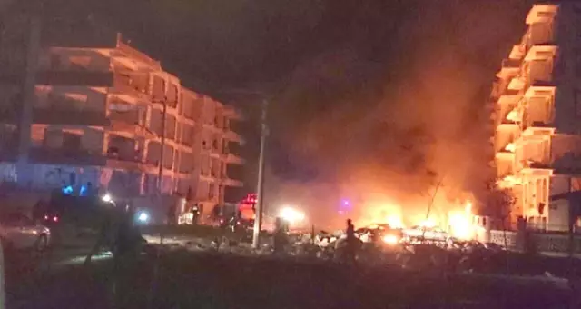 Son Dakika! Viranşehir'de Hakim ve Savcı Lojmanlarına Bombalı Araçla Saldırı!