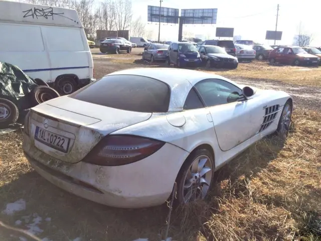 Mercedes-Benz Slr Mclaren Çürümeye Terk Edilmiş