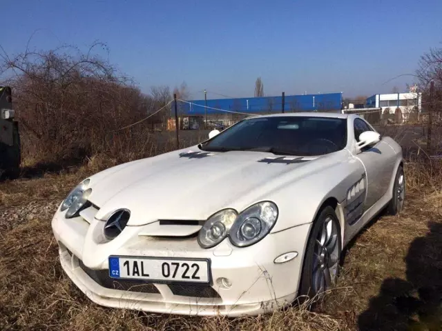 Mercedes-Benz Slr Mclaren Çürümeye Terk Edilmiş