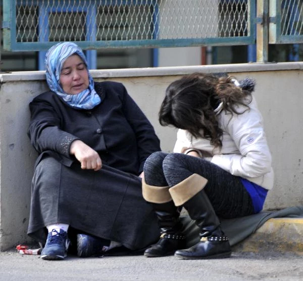 Kendisini Başka Kadınla Yatakta Yakalayan Eşini 20 Gün Sonra Öldürdü