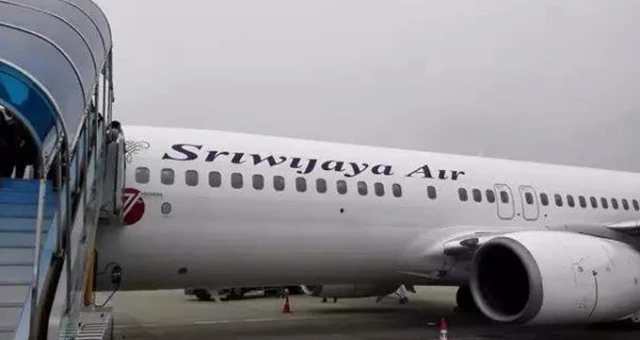 Kapısı Açık Kalan Yolcu Uçağı, Havaalanına Geri Döndü