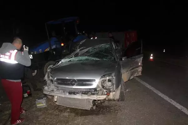 Samsun'da Trafik Kazası: Anne ve Oğlu Öldü, 6 Kişi Yaralandı