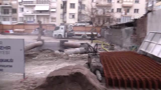 Yapımı Süren Tramvay Projesi, Evlerin Duvarlarında Çatlaklara Yol Açtı
