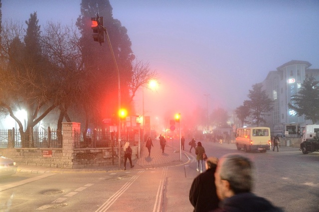 İstanbul Yoğun Sise Teslim Oldu