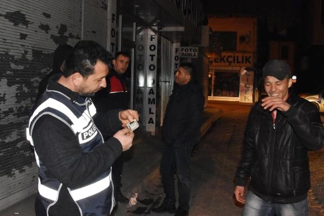 Yabancıların Oturduğu Mahallelere Bin Polisle Operasyon: 260 Gözaltı