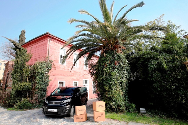 Yeni <a class='keyword-sd' href='/peugeot/' title='Peugeot'>Peugeot</a> Expert Pazara Girdi