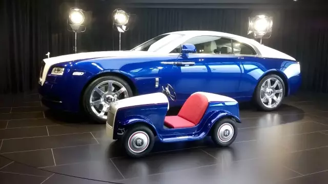 Rollce Royce'dan Miniklere Sürpriz