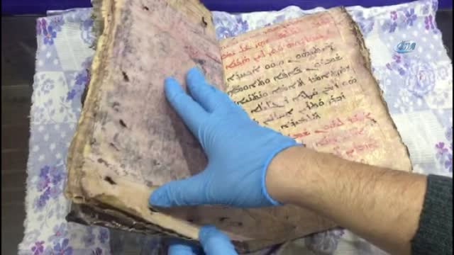 Polis, Kaçakçıların Elinden 1700 Yıllık Tarihi Eseri Kurtardı