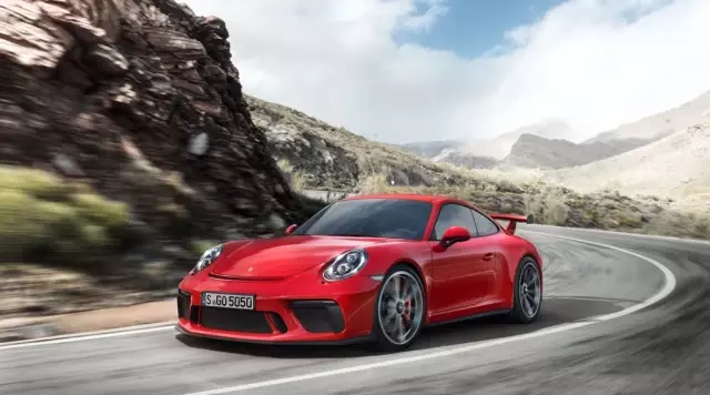 Yeni 911 Gt3 <a class='keyword-sd' href='/cenevre/' title='Cenevre'>Cenevre</a>'de Tanıtıldı