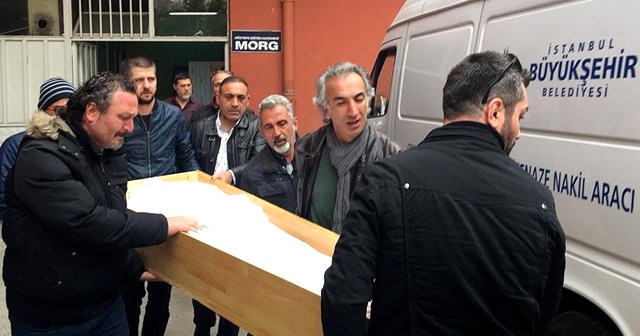 Kadıköy'ün En Ünlü Dövmecisi, Sahte Alkolden Hayatını Kaybetti