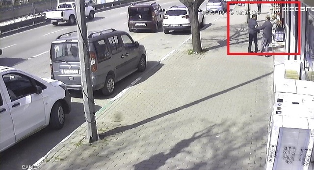 Sahte Savcıyı Vatandaşlar Kıskıvrak Yakaladı