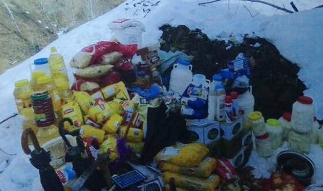Tunceli'de Jandarma Ekipleri, 750 Kilogram Patlayıcı Ele Geçirdi