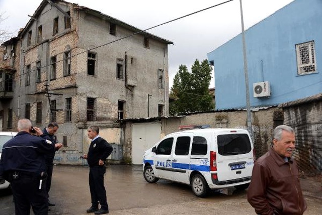 Adana'da Polisi Alarma Geçiren Asılsız İhbar: Okulda Mahsur Kaldı!