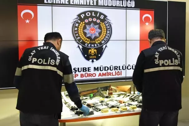 Edirne'de Çok Sayıda İş Yerine Baskın Düzenlendi, Çete Faaliyetleri Ortaya Çıktı