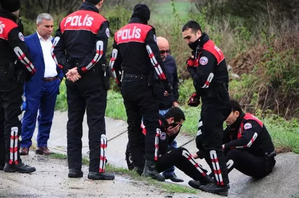 Telsizden Babasının Ölüm Haberini Duyan Polis Gözyaşlarına Boğuldu