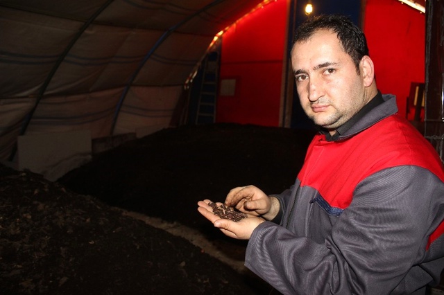 'Pis İşle Uğraşma' Diyenlere Aldırmadı, Kendi İşinin Patronu Oldu