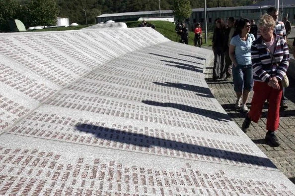 Hollanda, Srebrenitsa Soykırımınındaki Suçlarını Çabuk Unuttu