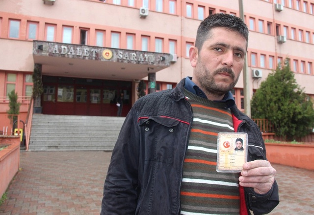 Çift Cinsiyetli Doğan Satiye 20 Yıldır Erkeklik Savaşı Veriyor