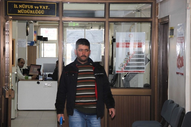 Çift Cinsiyetli Doğan Satiye 20 Yıldır Erkeklik Savaşı Veriyor