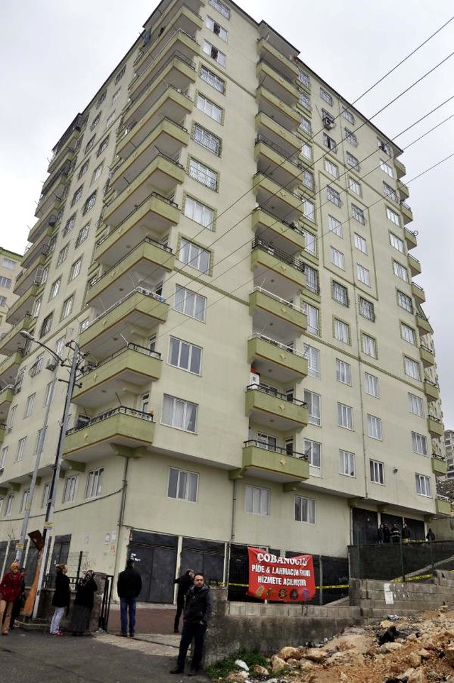 16 Yaşındaki Kız, İkinci Denemede Yaşamına Son Verdi