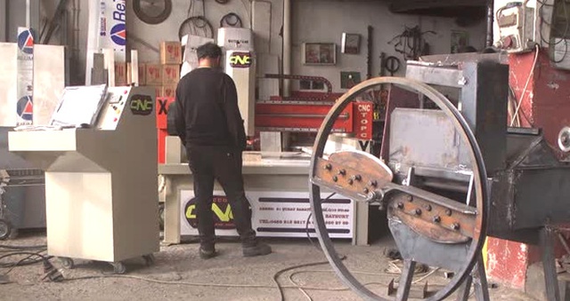Kendi CNC Tezgahını Üreten Esnaf, Yoğun Talep Alıyor