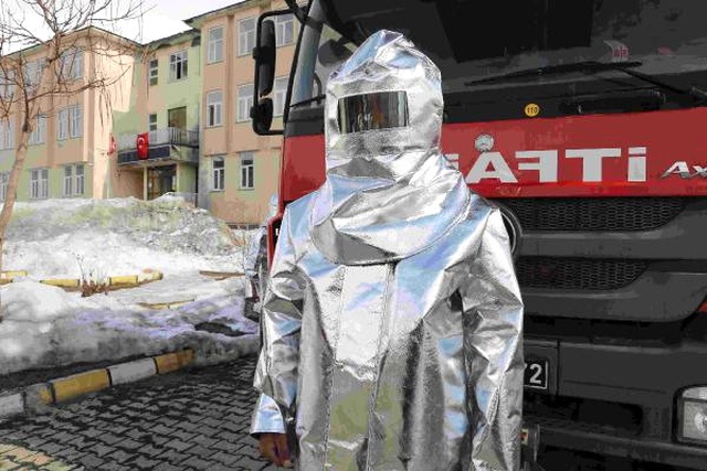 Varto İtfaiyesi'nde Takım Elbiseden Yanmaz Elbiseye Geçildi