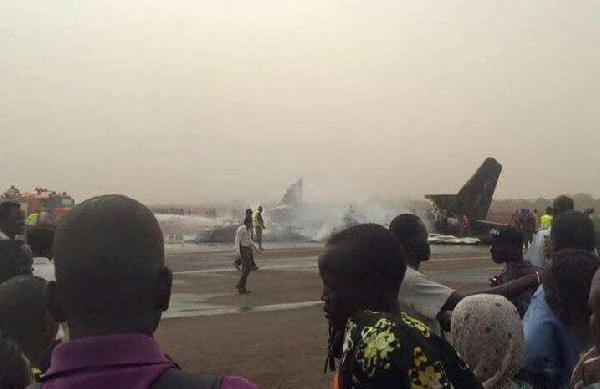 Sudan'da Düşen Yolcu Uçağında 14 Kişi Yaralandı
