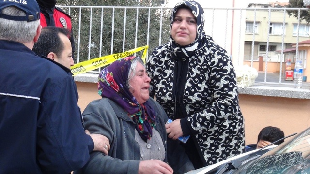 Boşanma Davası Açan Eşini Öldüren Koca, İntihar Etti