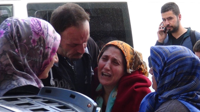 Boşanma Davası Açan Eşini Öldüren Koca, İntihar Etti