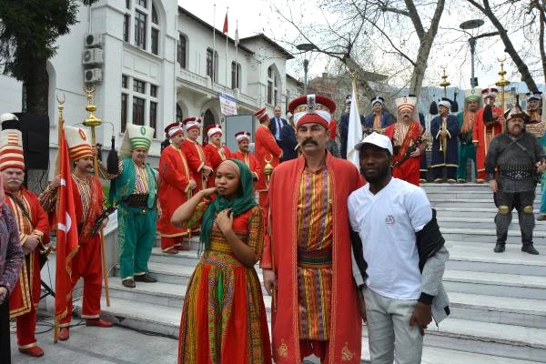 Bursa'da Nevruz Kutlamaları Turistlerin İlgisiyle Karşılaştı