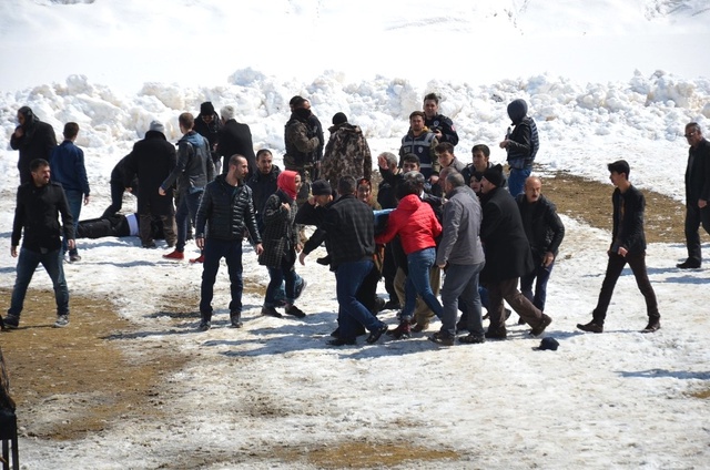 Hakkari'de Nevruz Kutlamaları Sırasında Arbede Çıktı