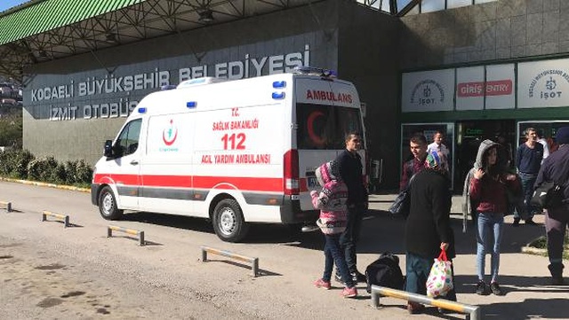 Niye Bakıyorsun?' Diyerek Şoförü Bıçakladı