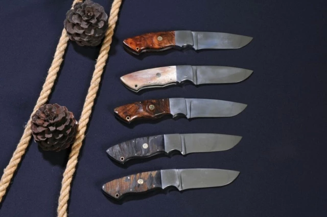 Bıçak Ustası Yusufeli'nde Yaptığı Tasarımları Dünyaya Satıyor