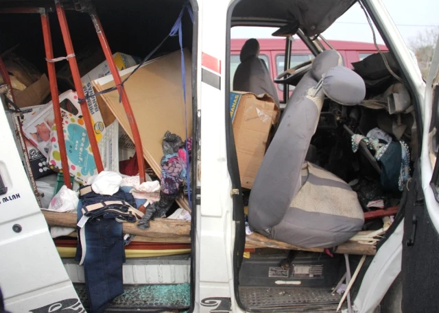 Adana'da Minibüsler Birbirine Girdi: 1 Ölü, 18 Yaralı