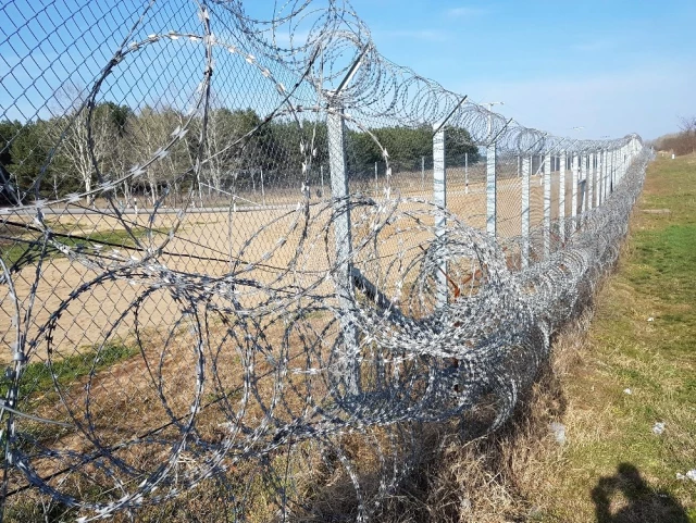 Macaristan'da Mültecilerin Serbestçe Dolaşımı Yasaklandı