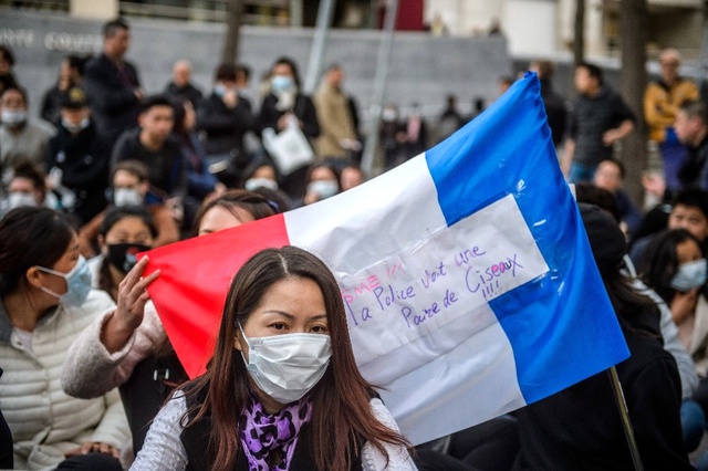 Fransız Polislerin Öldürdüğü Çinli, Paris'te Yaşayanları Sokaklara Döktü