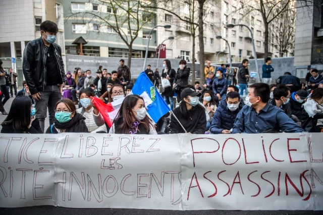 Fransız Polislerin Öldürdüğü Çinli, Paris'te Yaşayanları Sokaklara Döktü
