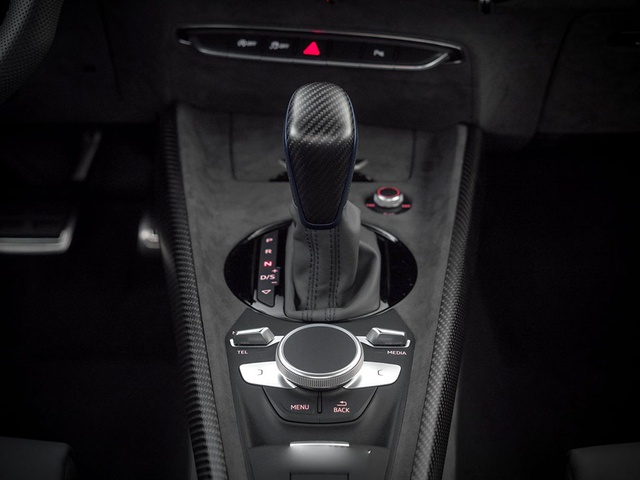 Neidfaktor, Yeni Audi Tt Rs'ı Mercek Altına Aldı