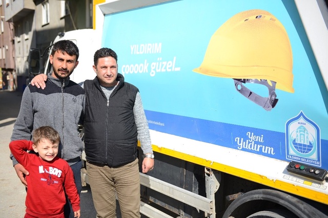 Çöpe Yanlışlıkla Atılan Paralar İçin Belediye Seferber Oldu