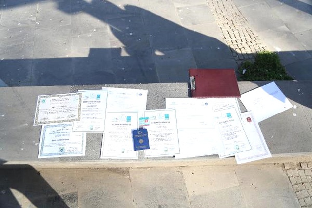 Okulu Birincilikle Bitirip 30 Sertifika Alan Ağrılı İş Bulamıyor