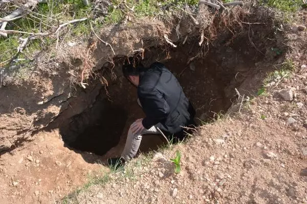 Tokat'taki Defineciler, Tarihi Horoztepe Höyüğünü Yağmaladı