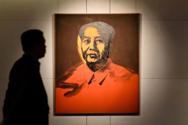 Çin'de 4 Yıl Önce Yasaklanan Mao Tablosu, Asya'ya Rekor Fiyata Satıldı