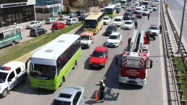 Ailevi Sorunları Olan Şahsın İstanbul Yolunu Kilitleyen İntihar Girişimi