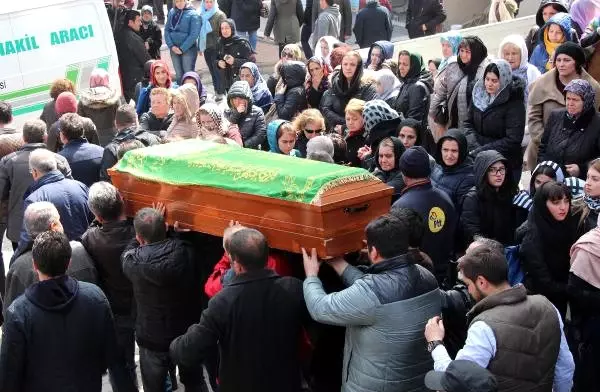 Yeni Silahını İncelerken Kazayla Kendini Vuran Memur, Hayatını Kaybetti