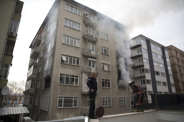 Başkentte Bir Apartmanda, Doğal Gaz Sıkışması Sonucu Patlama Oldu